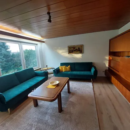 Gemuetliche 4-zimmer Mit Garten * Apfingen