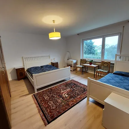 Gemuetliche 4-zimmer Mit Garten Feriehus *