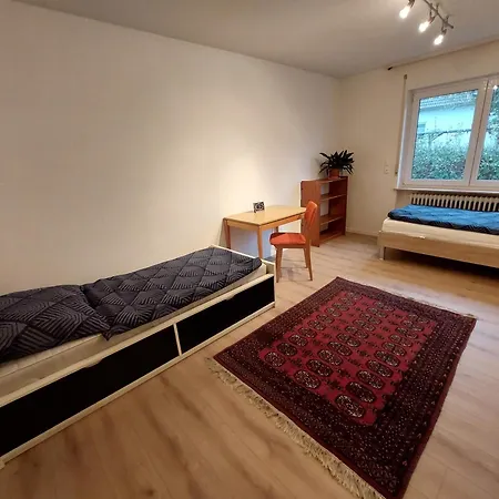 Feriehus Gemuetliche 4-zimmer Mit Garten *